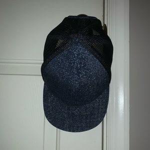 lululemon Commission Hat